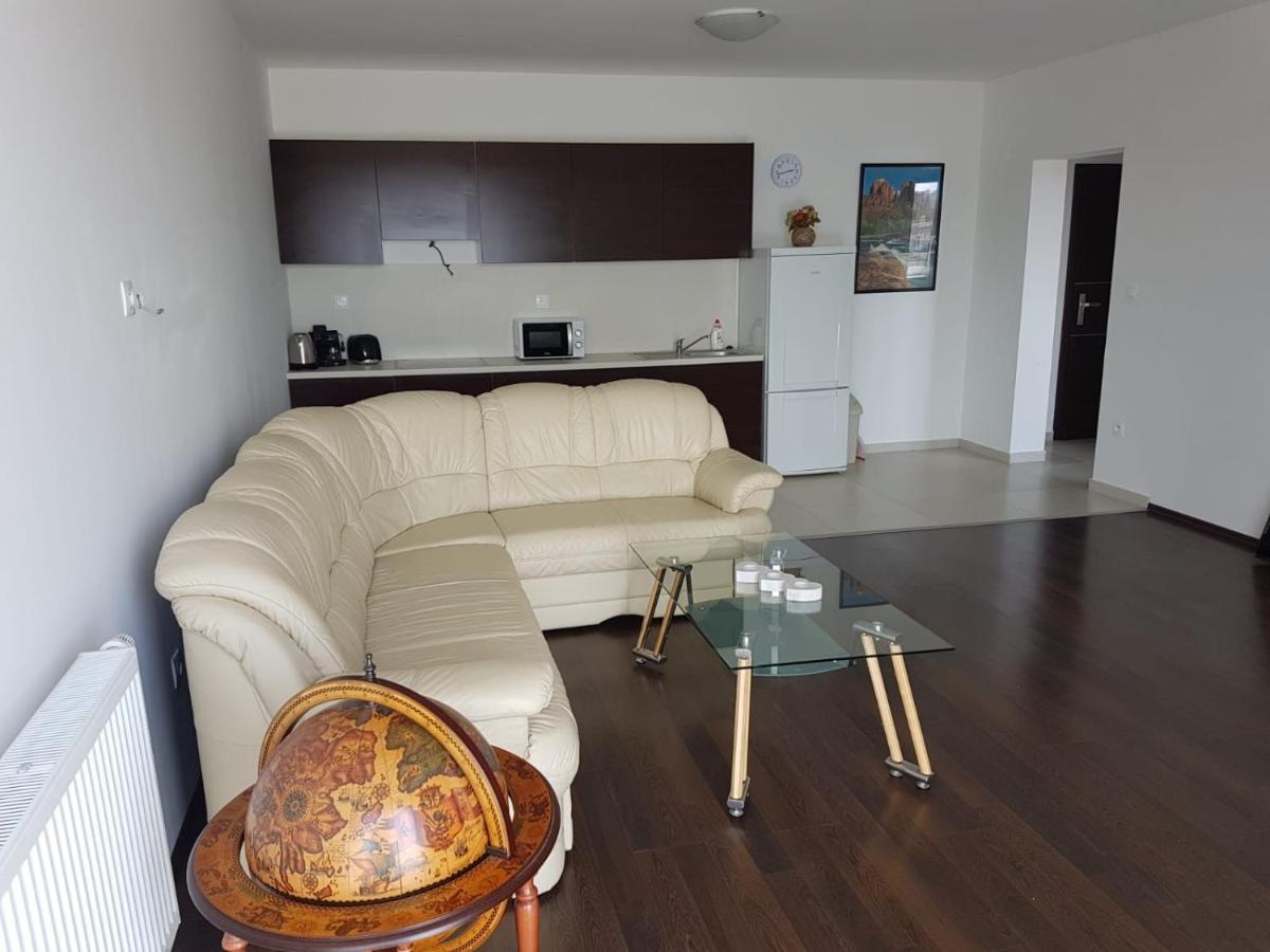Motel Сенець Екстер'єр фото