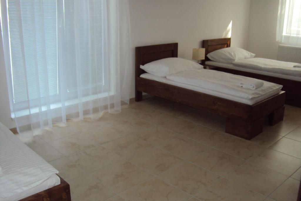 Motel Сенець Номер фото